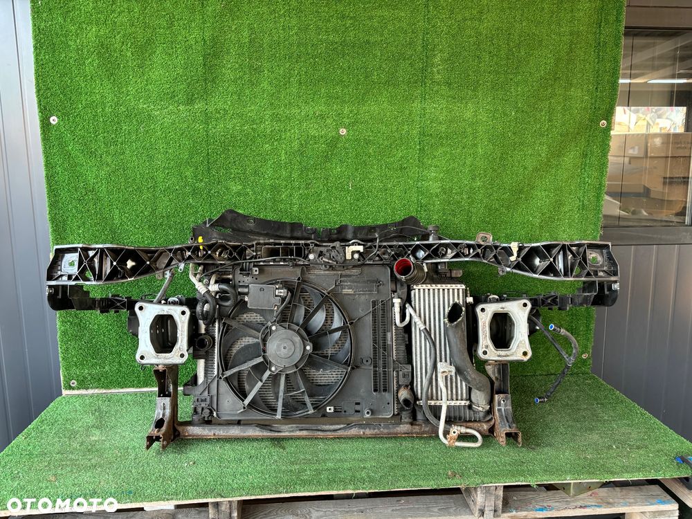 Ford Kuga MK2 lift Pas przedni , chłodnice 1,5 diesel - 3