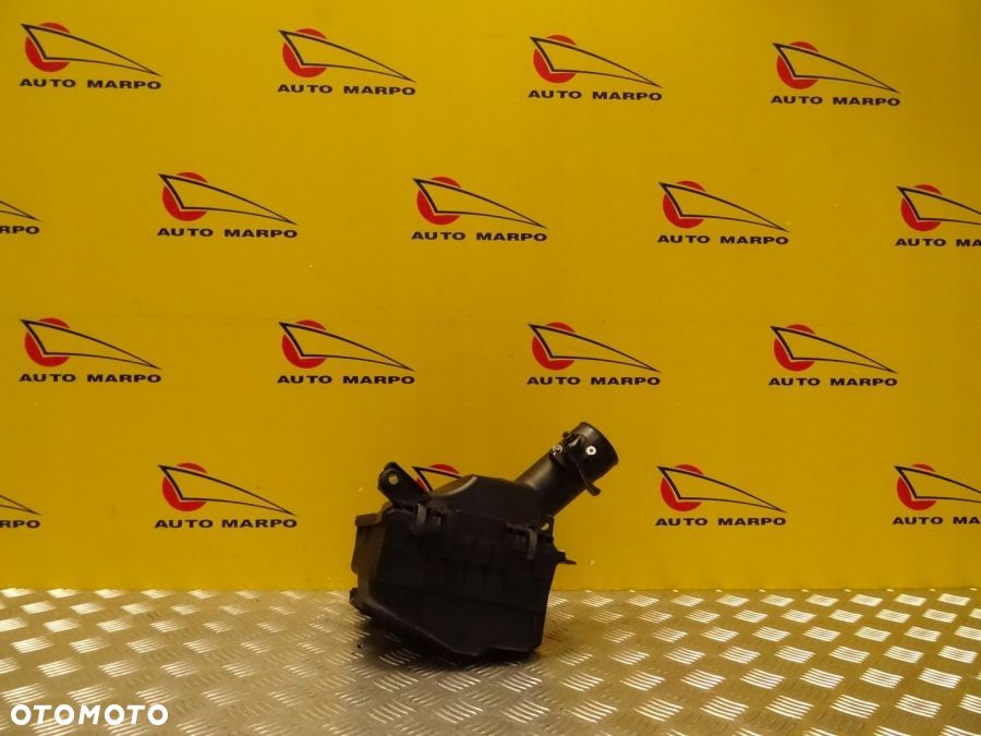 INFINITI G37 OBUDOWA FILTRA POWIETRZA PRAWA - 5