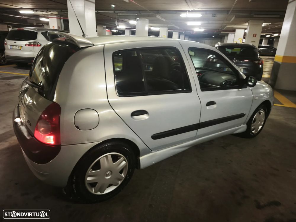 Renault Clio 1.2 Pack Authentique - 17