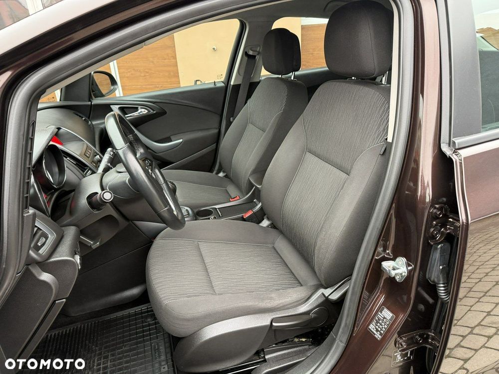 Opel Astra 1.6 Enjoy EU6 - 17