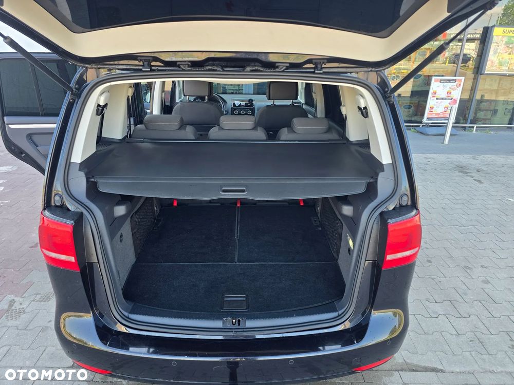 Volkswagen Touran 2.0 TDI DPF BlueMotion Technology Life - 18