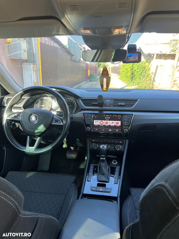 Skoda Superb 2.0 TDI DSG Style - 18