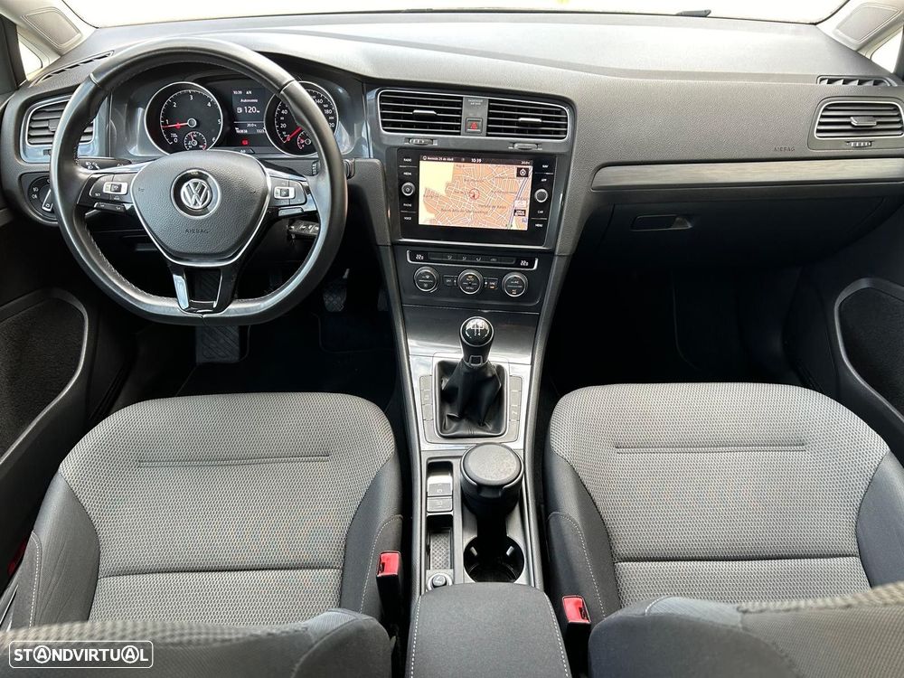 VW Golf Variant 1.6 TDi Confortline - 7