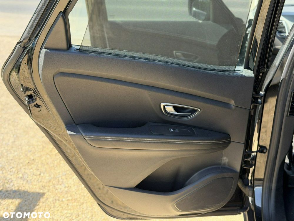 Renault Scenic - 18