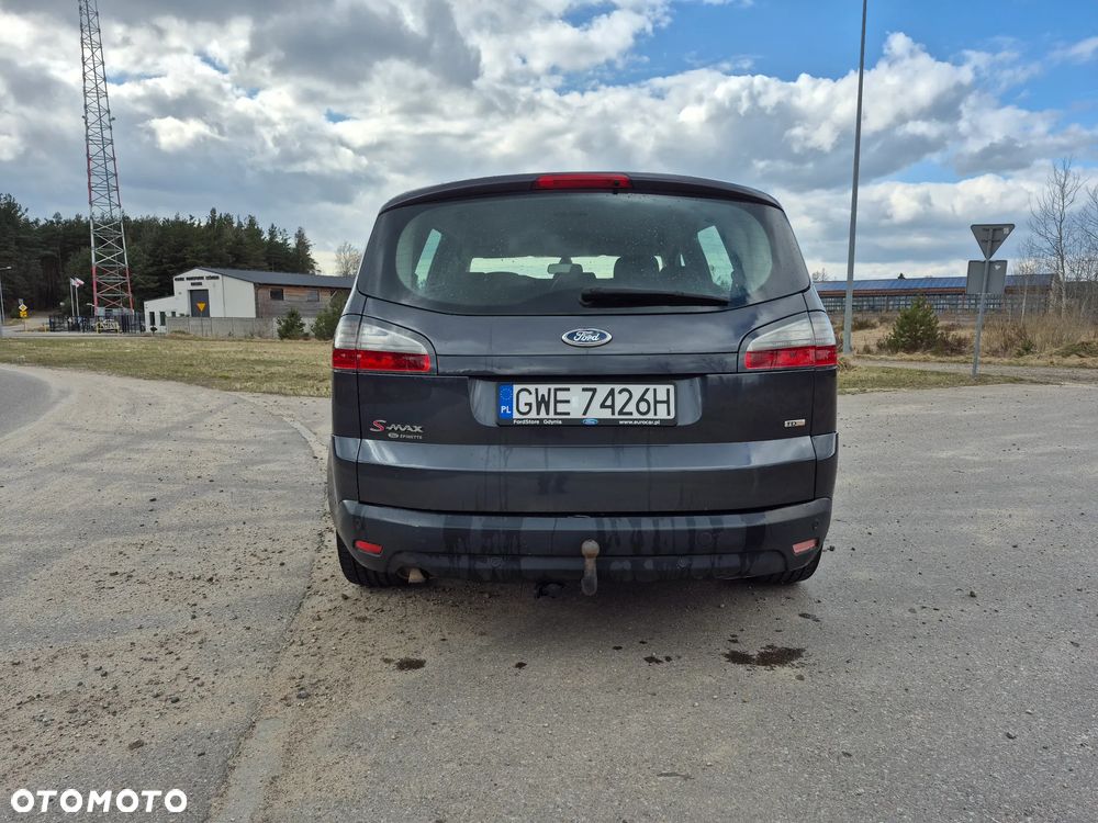 Ford S-Max - 7