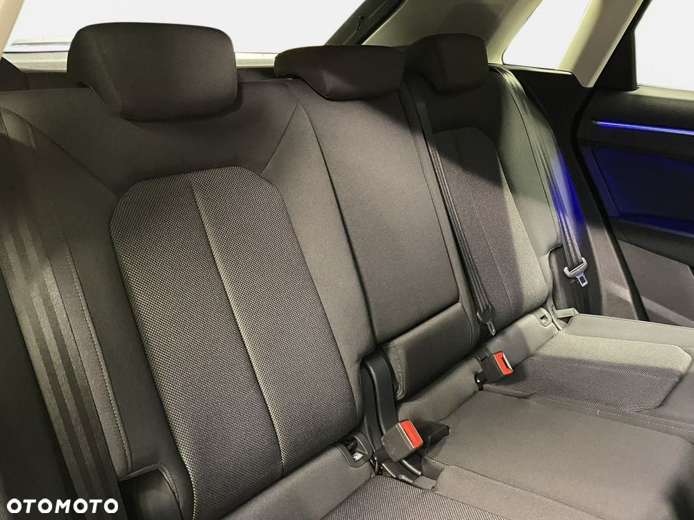 Audi Q3 35 TFSI S tronic - 17