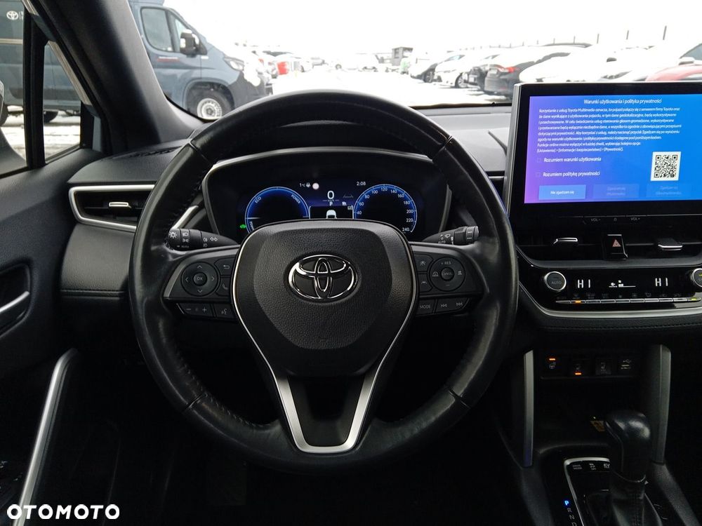 Toyota Corolla Cross - 14