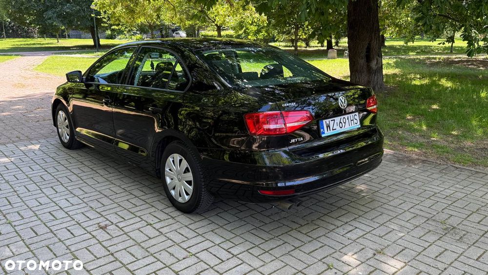 Volkswagen Jetta 2.0 Base - 6
