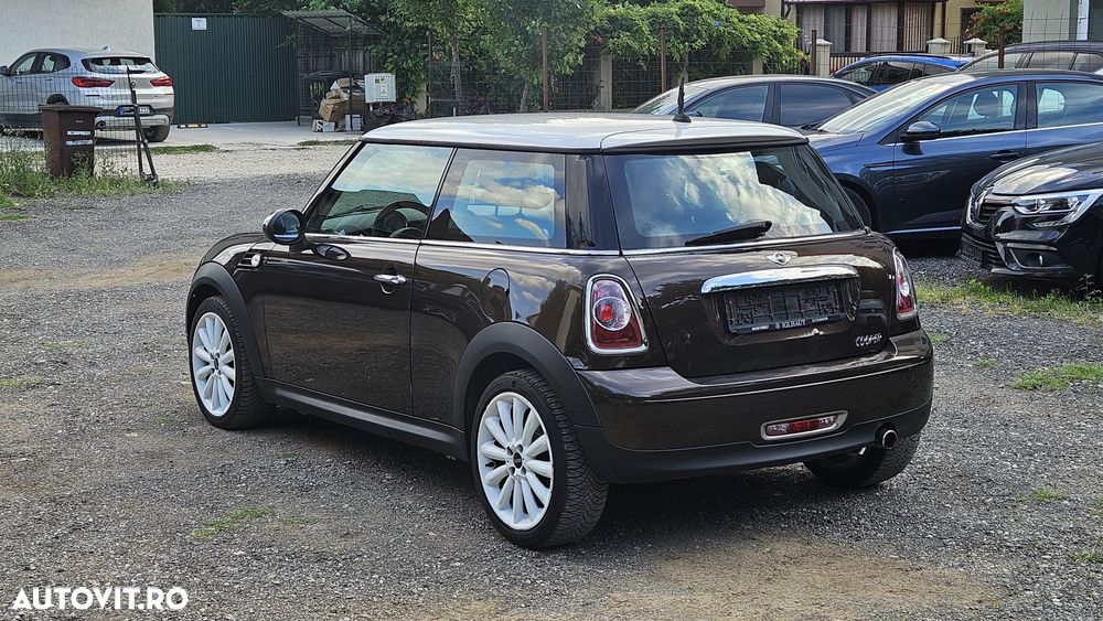 Mini Cooper Standard - 5