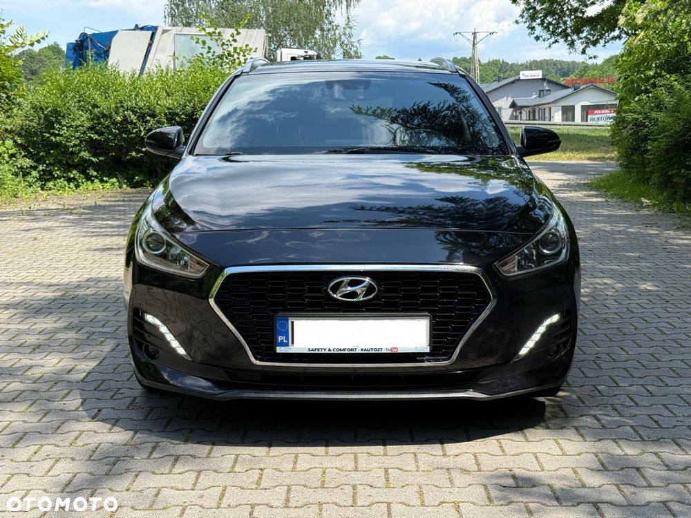 Hyundai i30 1.6 D Comfort DCT - 3