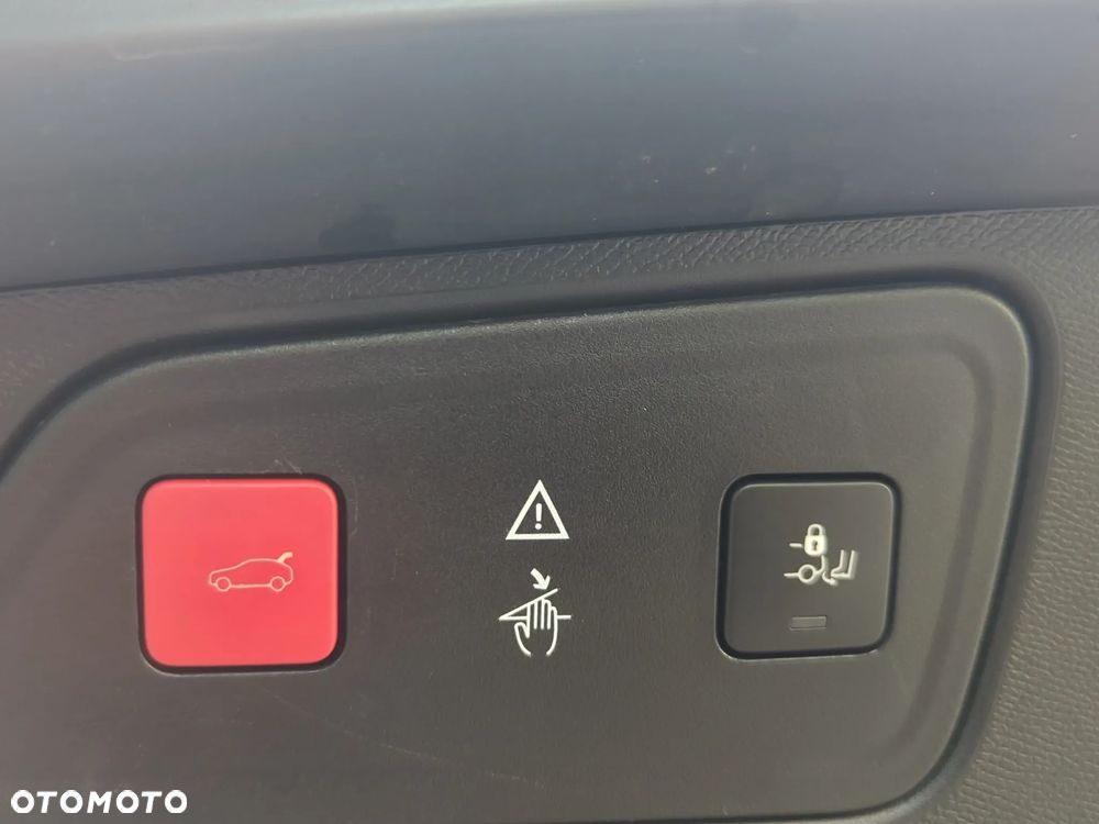 Peugeot 3008 1.2 PureTech Allure S&S - 21