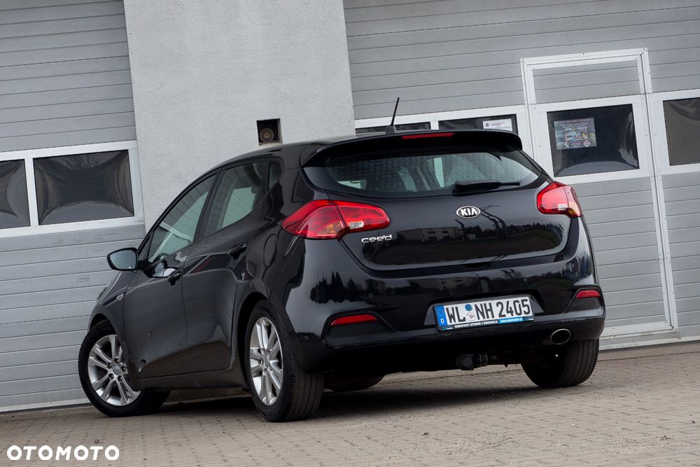 Kia Ceed - 9