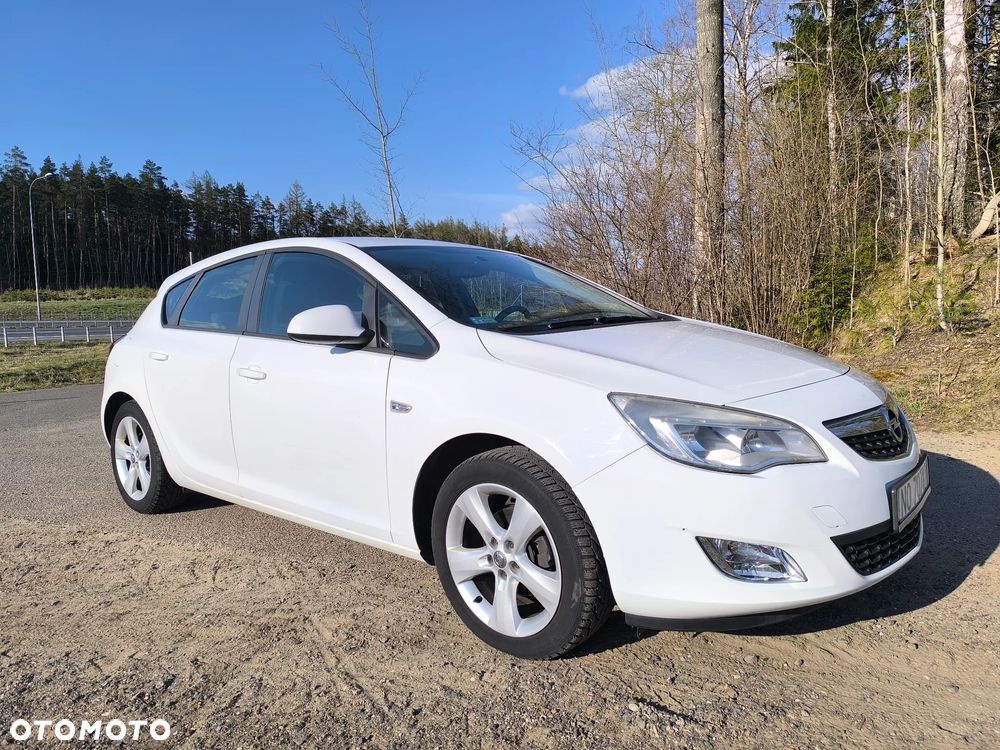 Opel Astra 1.6 Enjoy - 2
