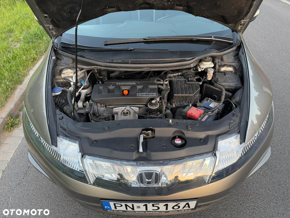 Honda Civic 1.8i-VTEC 50 Jahre Edition - 8