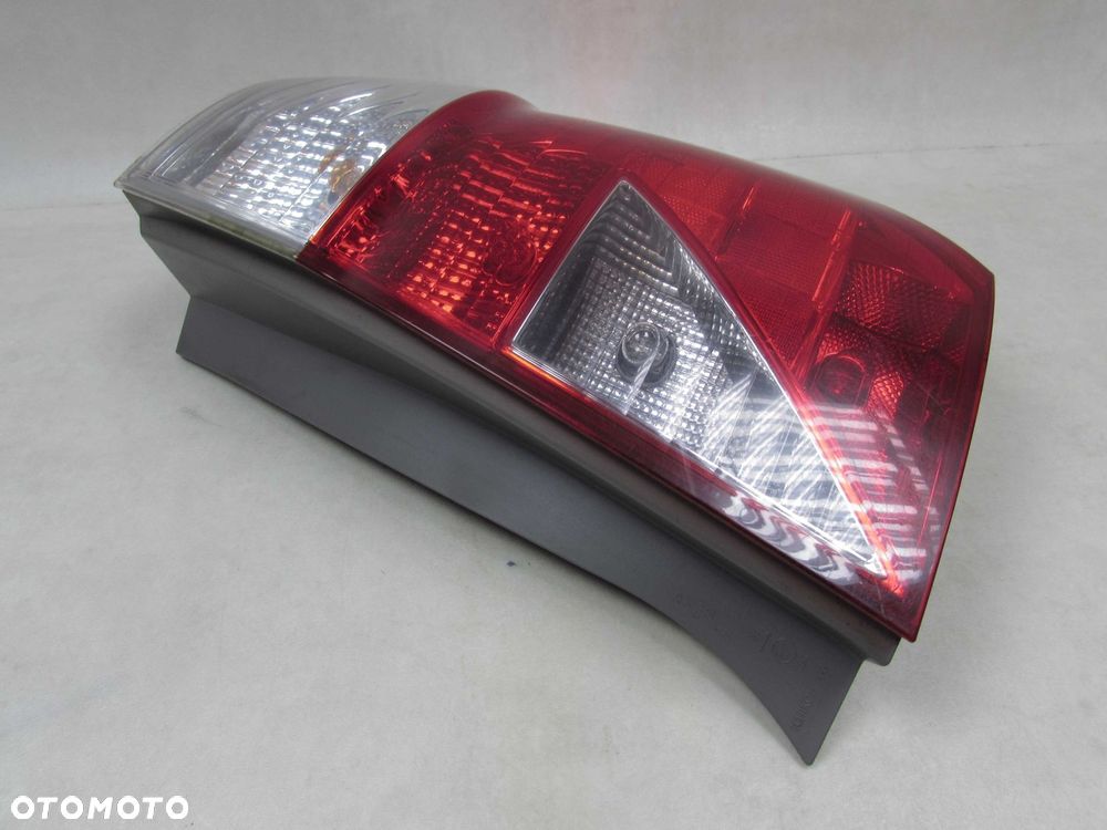 HONDA FR-V FRV LAMPA TYL PRAWA 04-09 - 3
