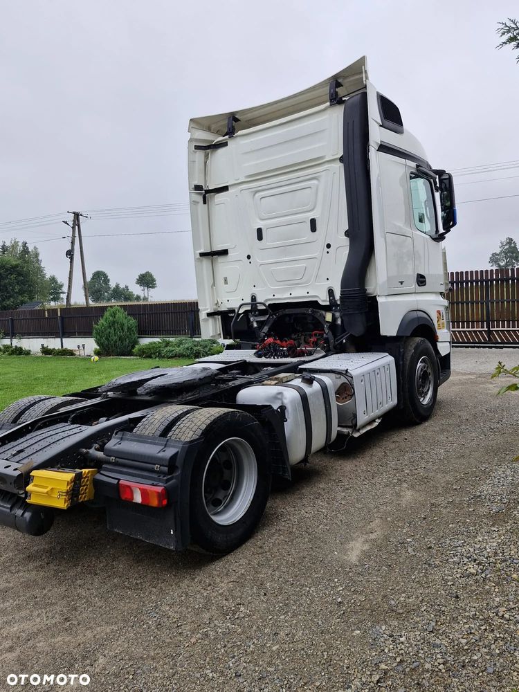 Mercedes-Benz ACTROS - 6