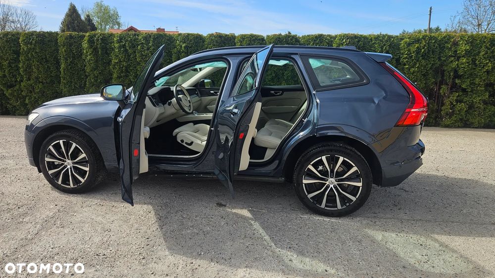 Volvo XC 60 B5 B AWD Ultra Dark - 8