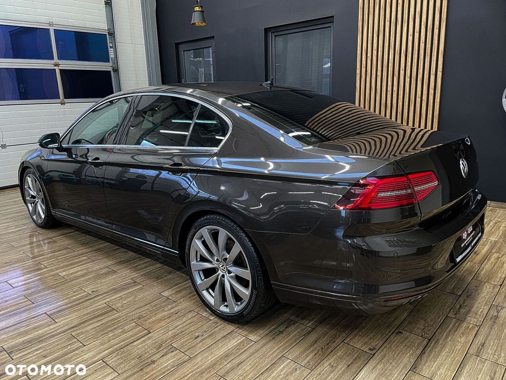 Volkswagen Passat 1.8 TSI (BlueMotion Technology) DSG Comfortline - 10