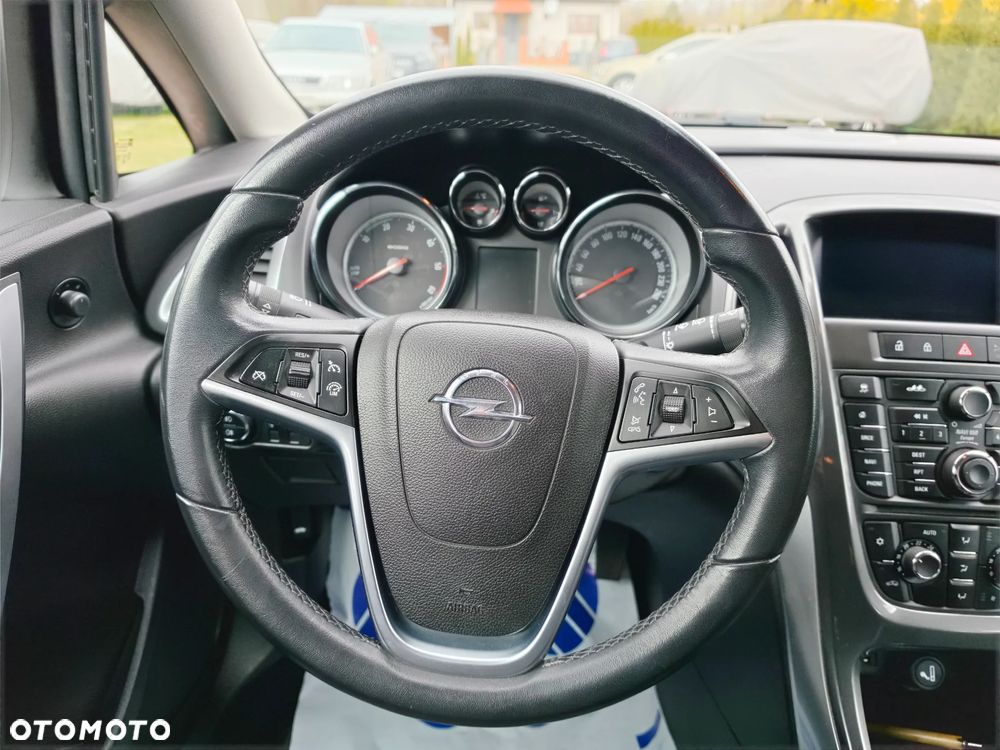 Opel Astra 1.7 CDTI DPF Cosmo - 14