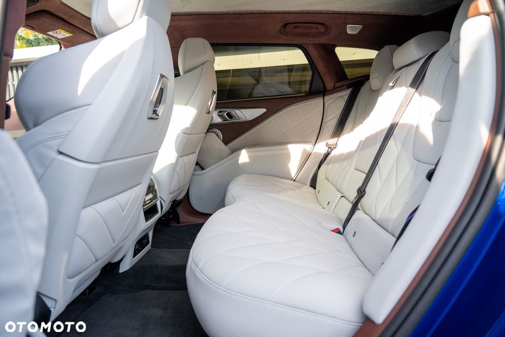 BMW XM 50e PHEV sport - 15