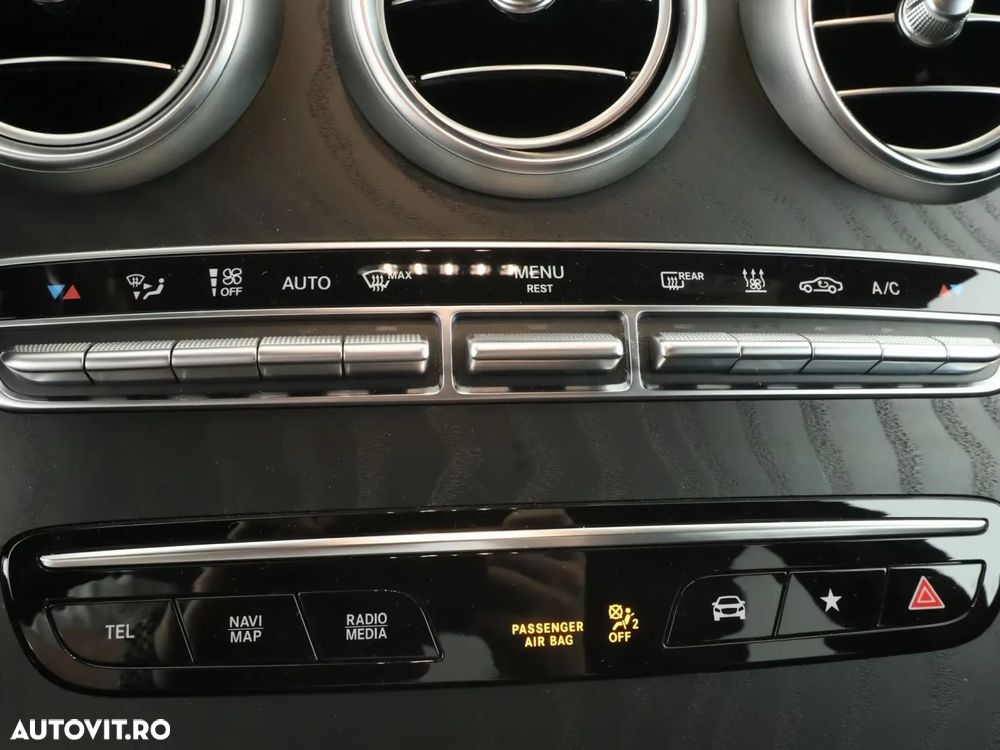 Mercedes-Benz GLC 300 de 4Matic 9G-TRONIC AMG Line - 11