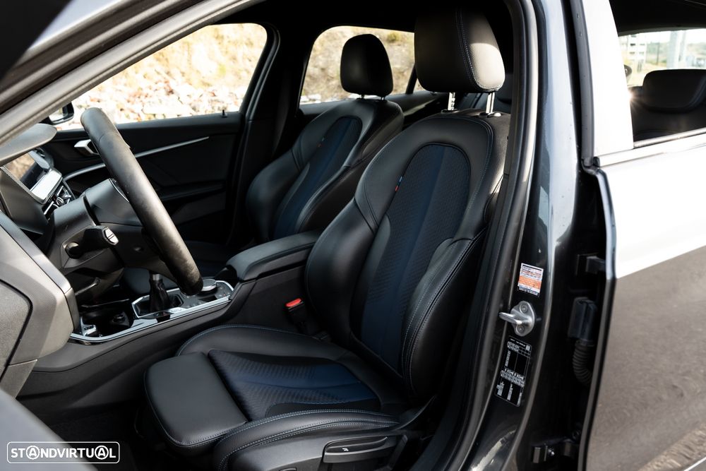BMW 116 d Pack M - 13