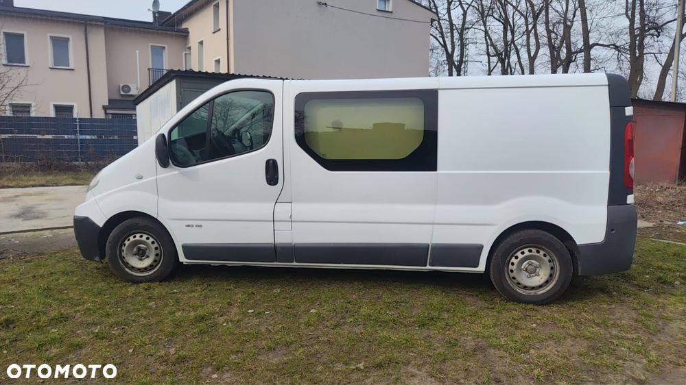 Renault Trafic - 2