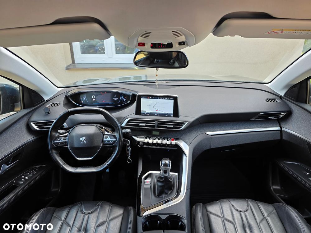 Peugeot 5008 BlueHDI 130 Allure Business-Paket - 23