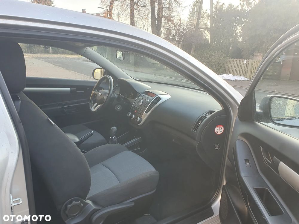 Kia ProCeed 1.6 CVVT Vision - 14