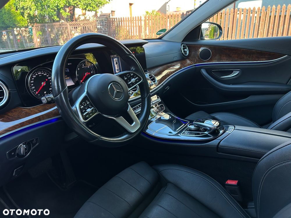Mercedes-Benz Klasa E 220 d Avantgarde - 17