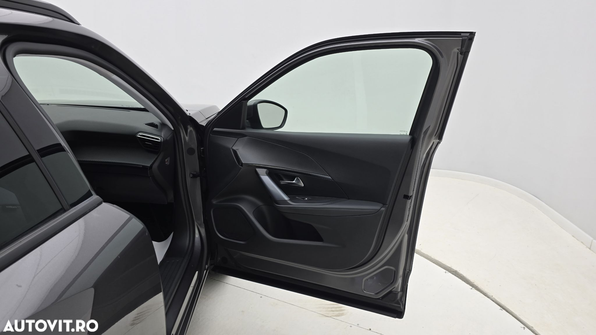 Peugeot 2008 - 18