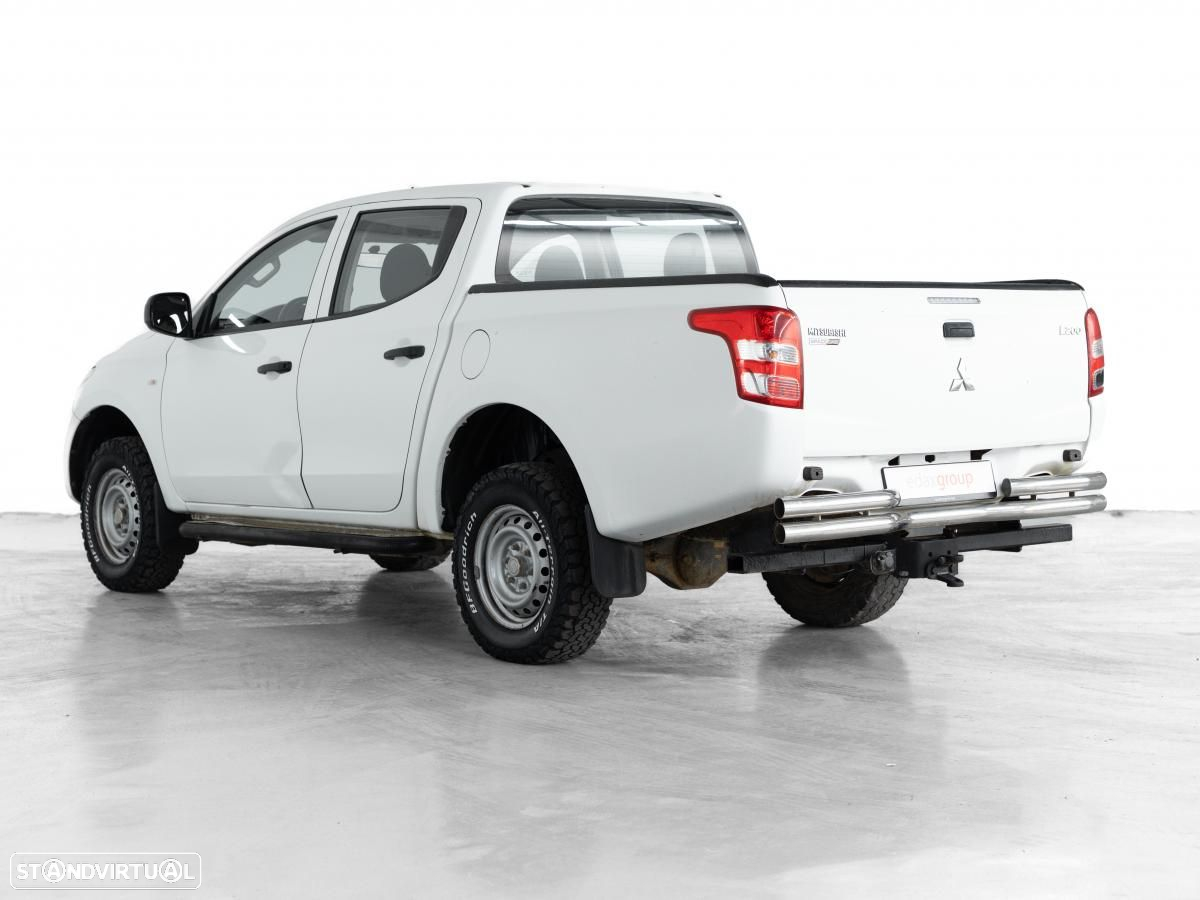 Mitsubishi L200 - 4