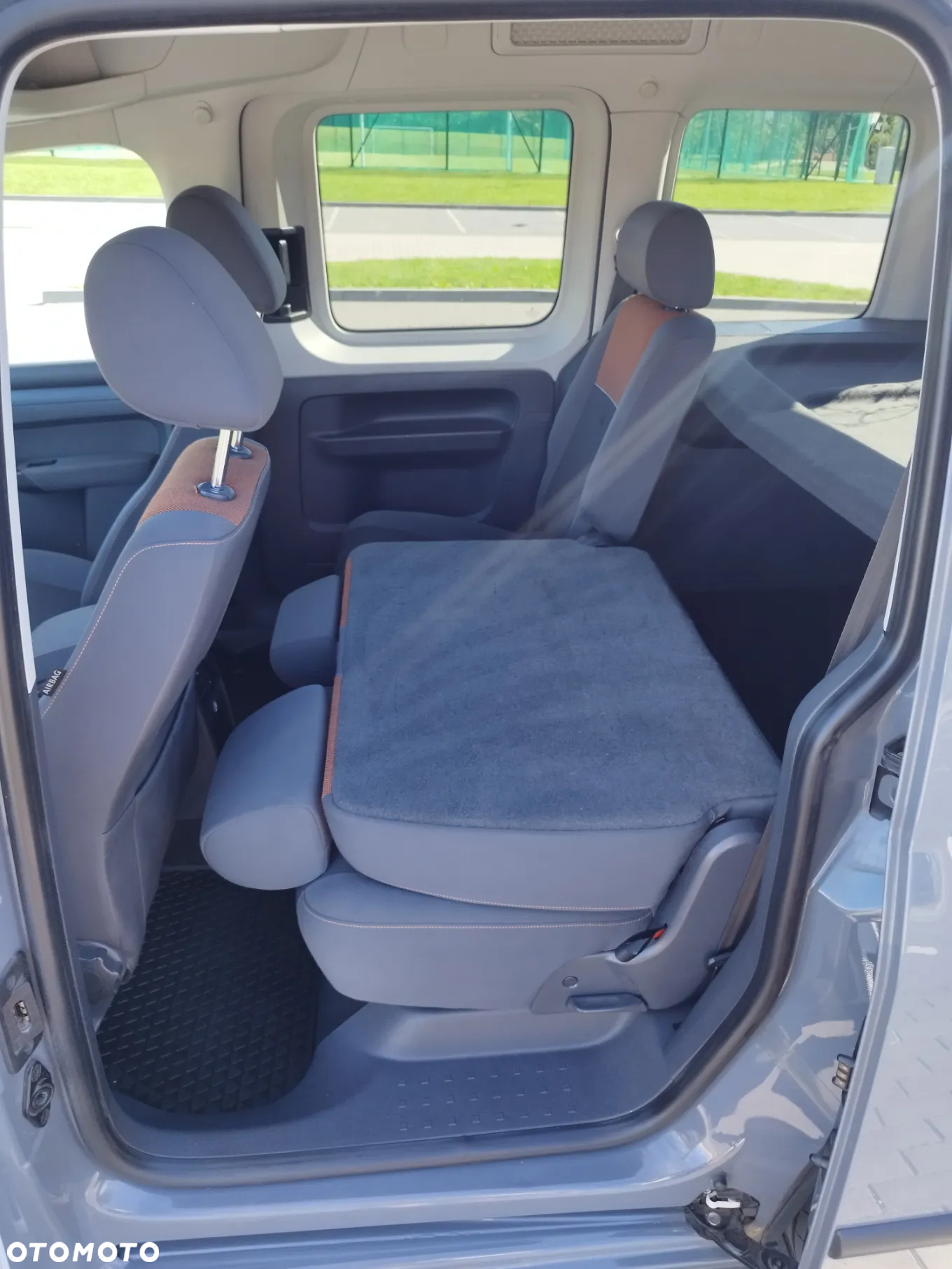 Volkswagen Caddy 1.6 TDI Highline - 5