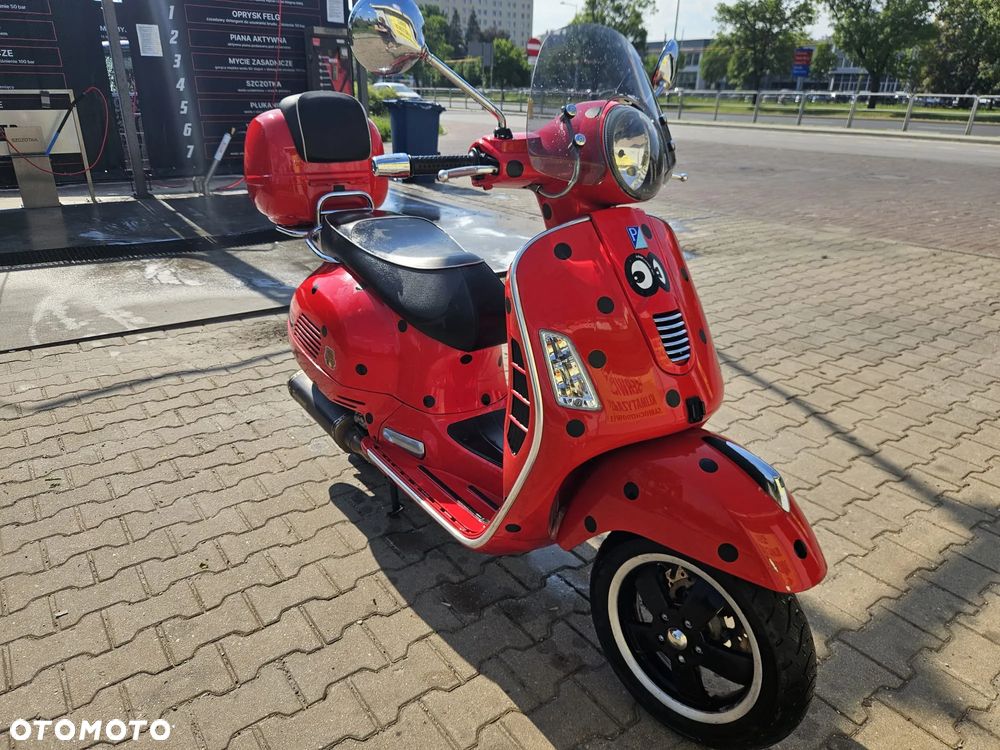 Piaggio Vespa - 1