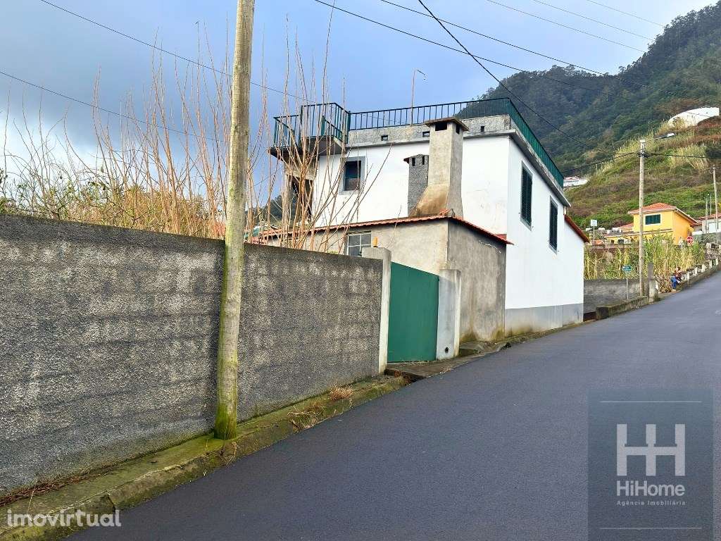 Prédio misto com moradia unifamiliar e terreno no Faial - Santana - Grande imagem: 5/17