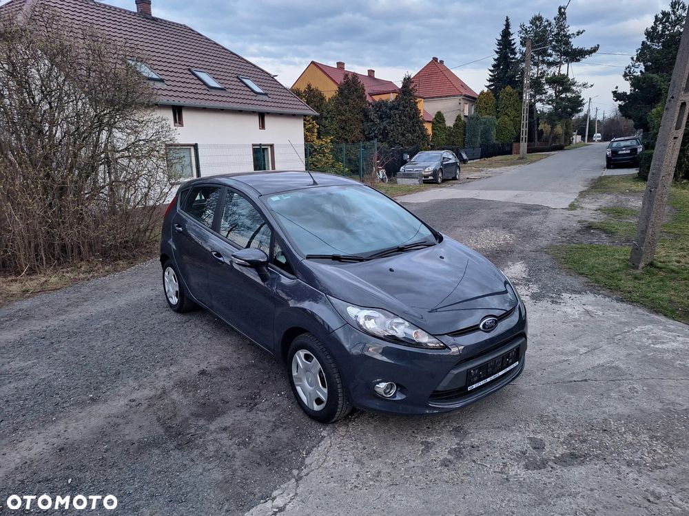 Ford Fiesta - 18