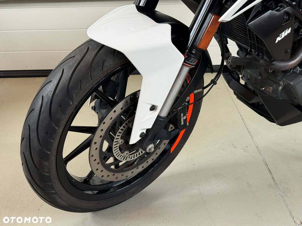 KTM Duke 125 - 5