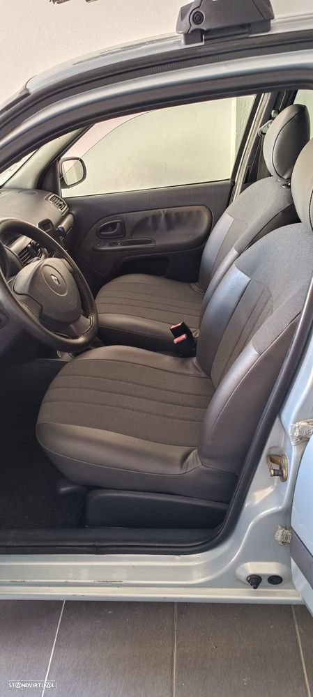 Renault Clio 1.2 16V Dynamique - 7