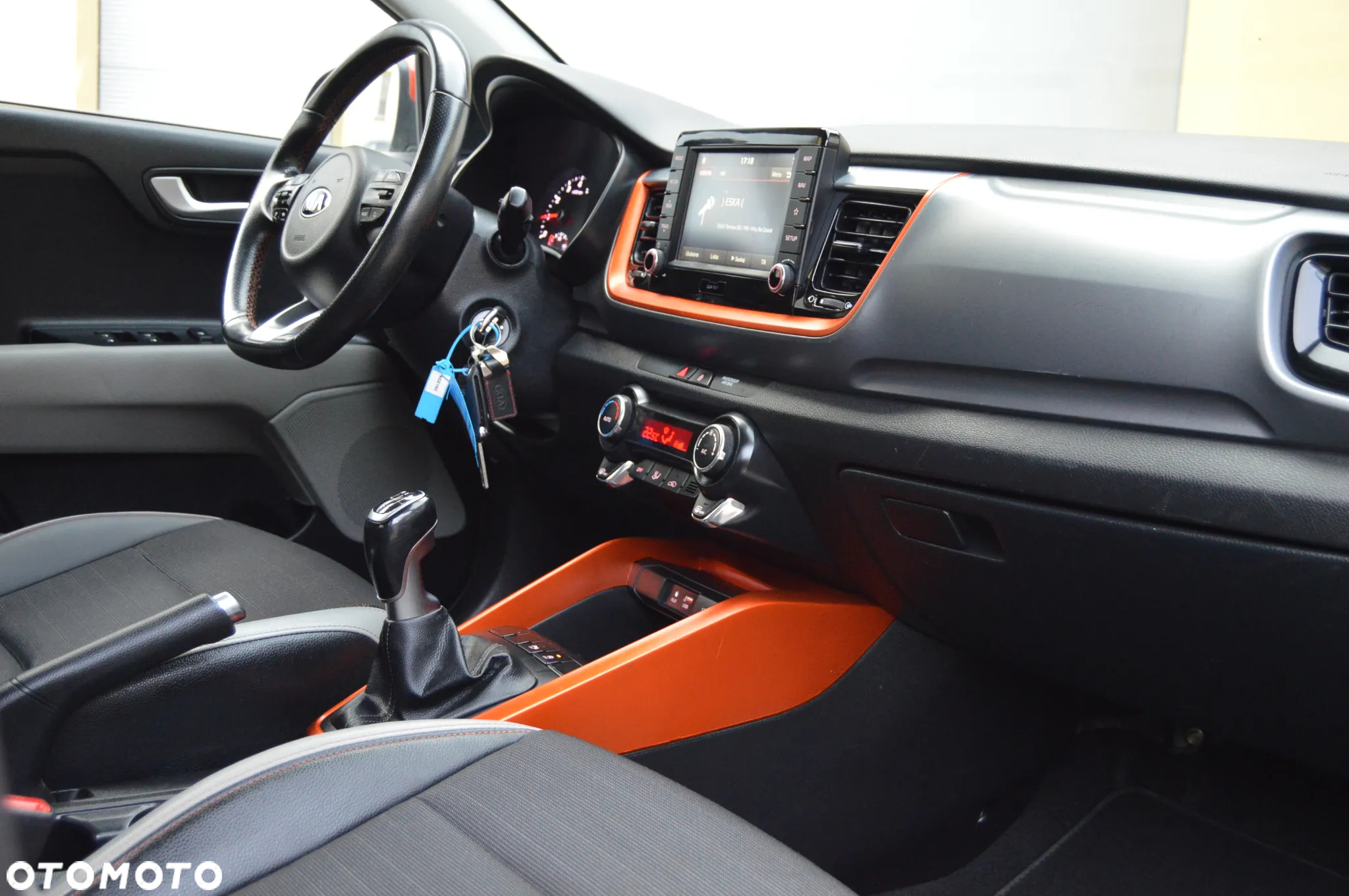 Kia Stonic 1.0 T-GDI 100 OPF Spirit - 29