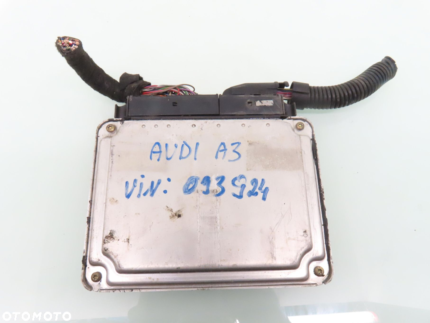 STEROWNIK AUDI A3 8L 1.8 T 06A906032FC 0261207204 - 2