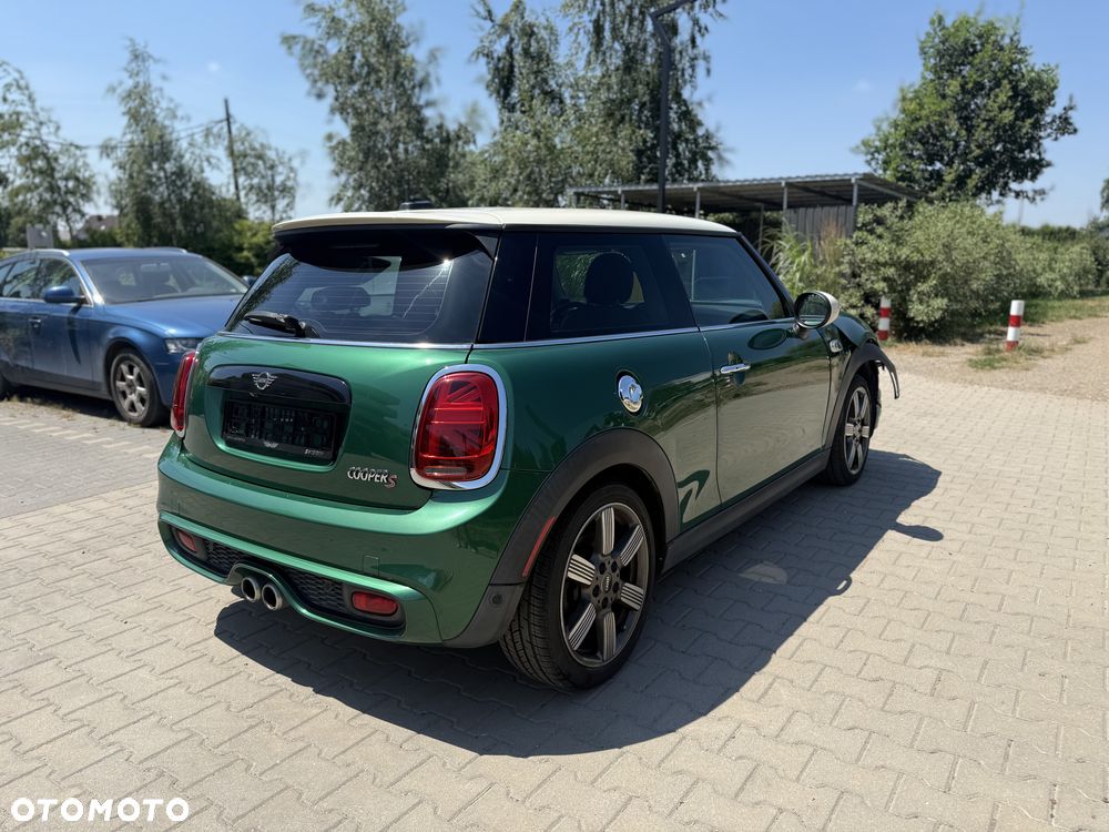MINI Cooper S Standard - 23