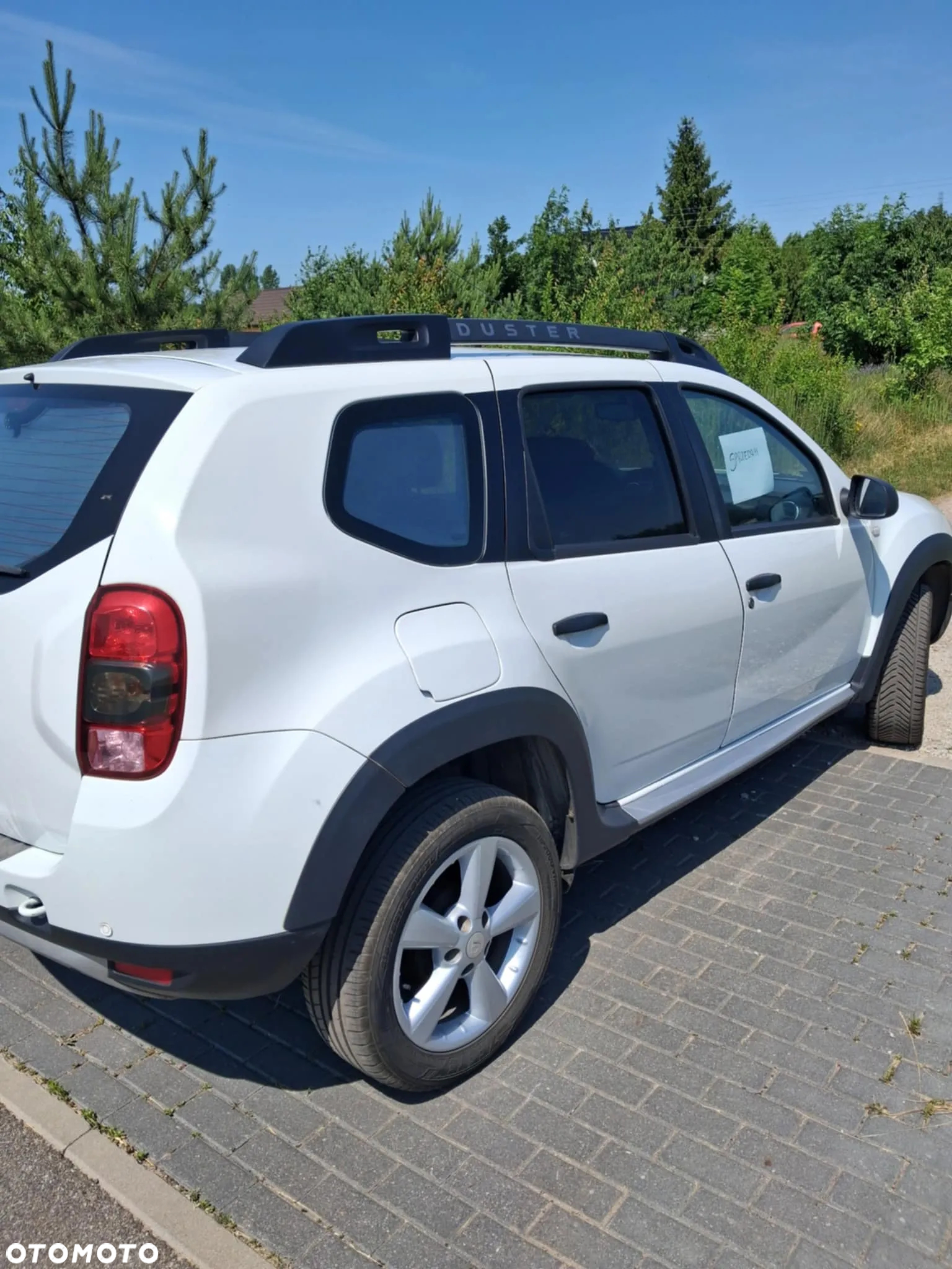Dacia Duster 1.6 - 21