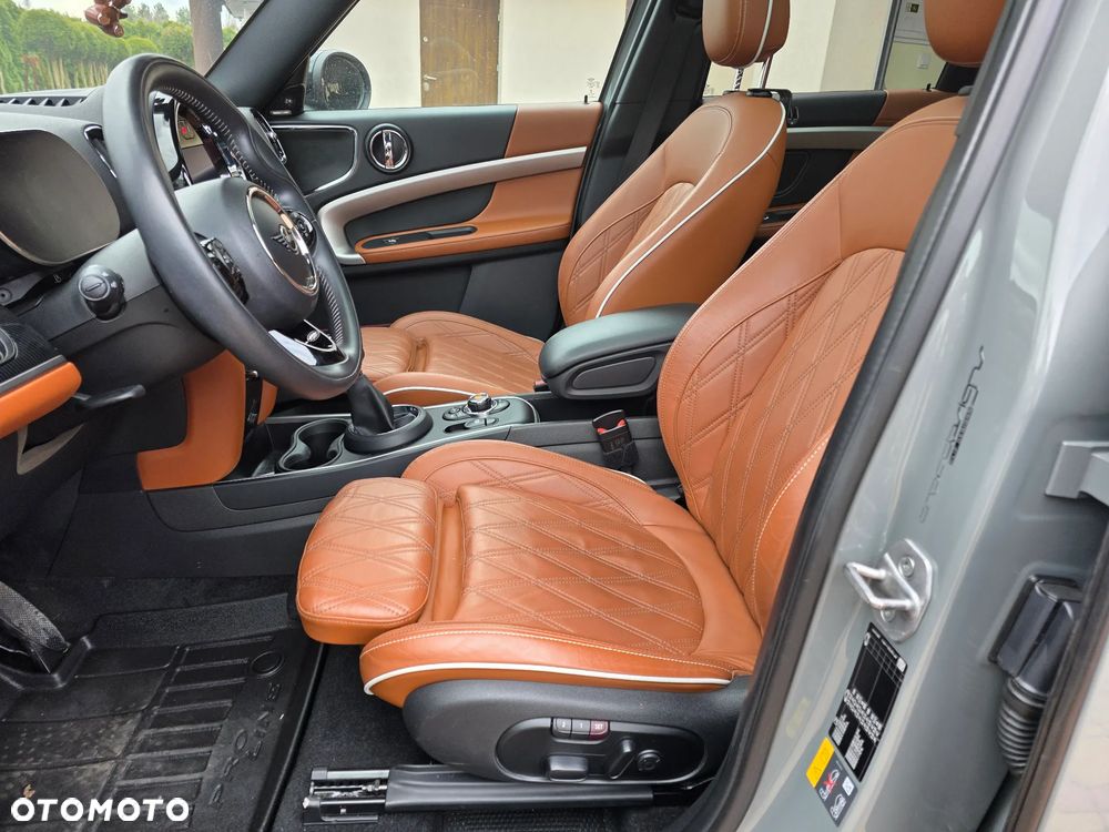 MINI Countryman Cooper SE ALL4 Shadow Edition - 17