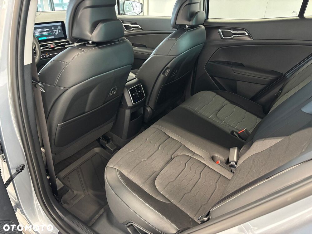 Kia Sportage - 16
