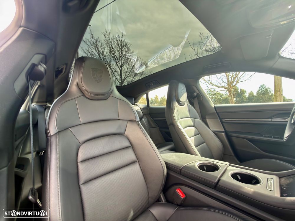 Porsche Taycan Sport Turismo bateria Performance Plus - 48