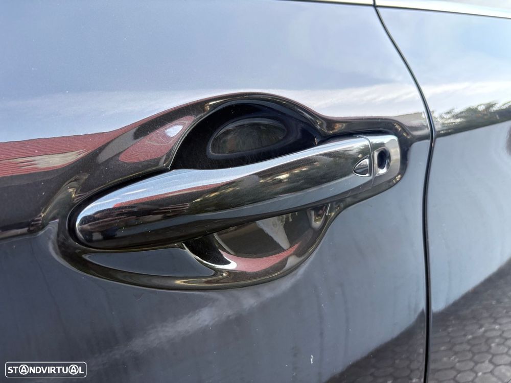 Nissan Qashqai 1.2 DIG-T N-Connecta 18 - 15