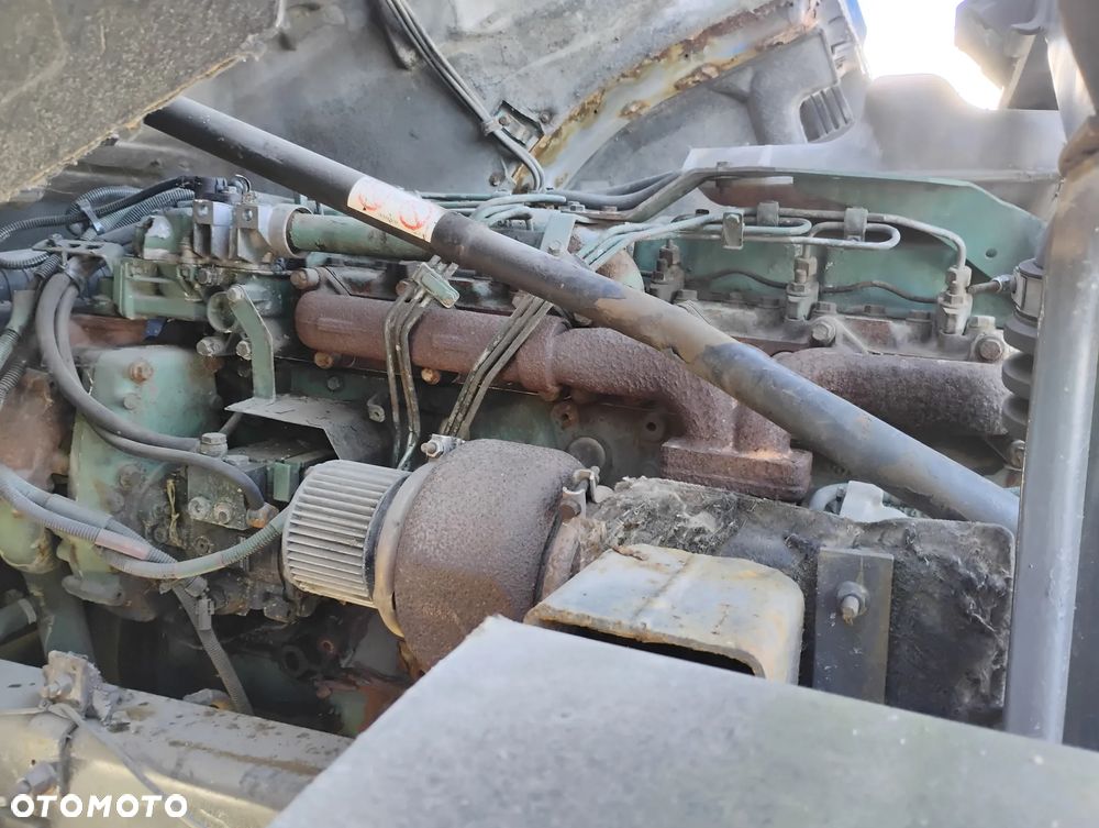 Silnik Volvo FL6 - 1