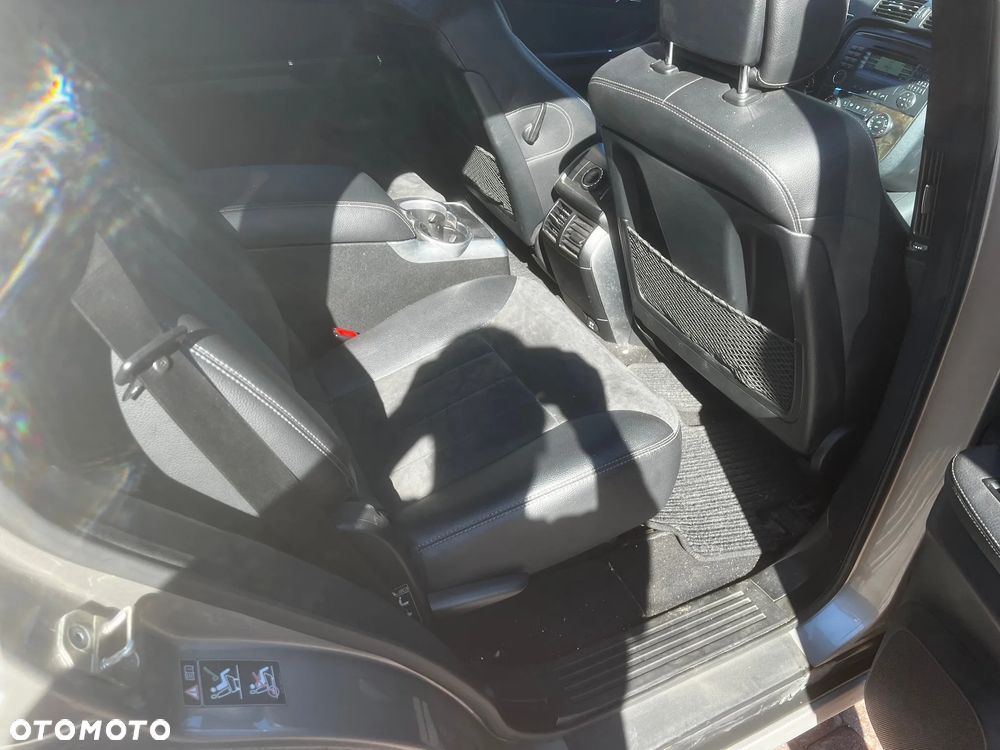Mercedes-Benz Klasa R 320 CDI 4Matic 7G-TRONIC - 14