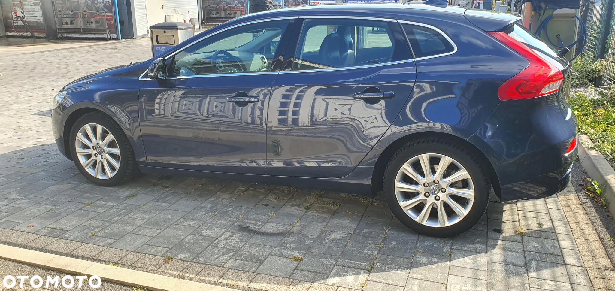 Volvo V40 D2 Summum - 9