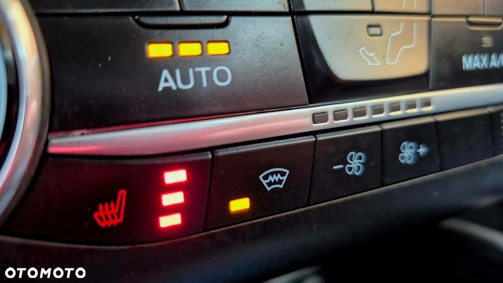 Ford Focus 1.5 EcoBlue STart-Stopp-System TITANIUM - 29